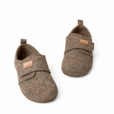 Kapcie Living Kitzbühel Franzi Filz jednokolorowe dla dzieci amaretto brązowe dla maluchów (23-30)