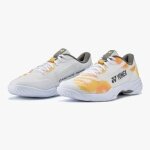 Buty do badmintona Yonex Cascade Accel 2 2026 białe/pomarańczowe męskie